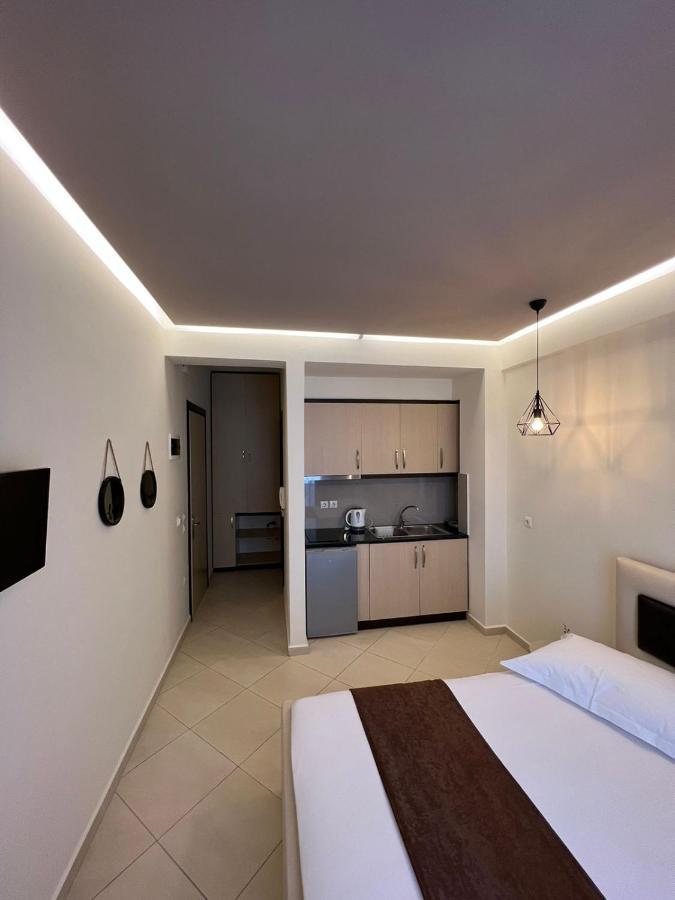 Paradiso Apartments Sarande Exterior photo